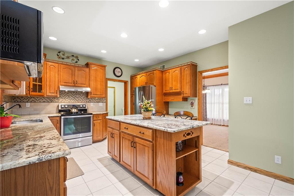 216 Seminole Trail Butler, PA 16001 - Photo 8 of 41 Gallery Image 8