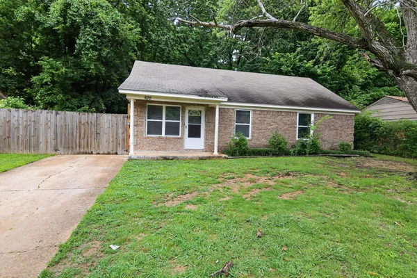 $129,900 | 670 Whiterock Avenue, Memphis, TN 38109