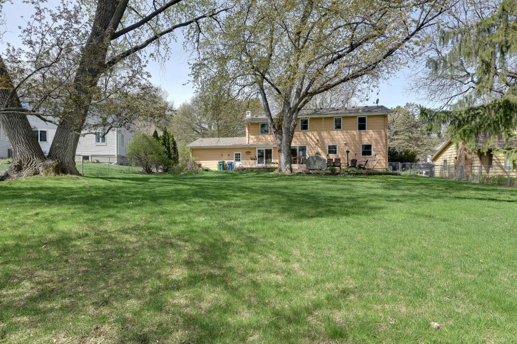 6525 Gleason Road Edina, MN 55439 - Photo 5 of 43