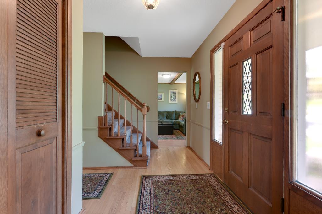 6525 Gleason Road Edina, MN 55439 - Photo 7 of 43
