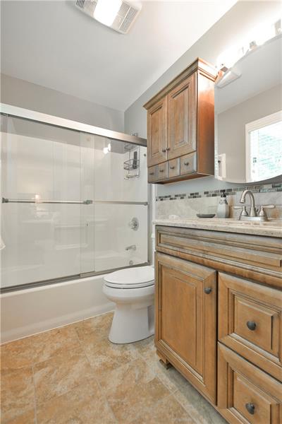67 Forest Grove Road Coraopolis, PA 15108 - Photo 15 of 22 Updated Master Bath