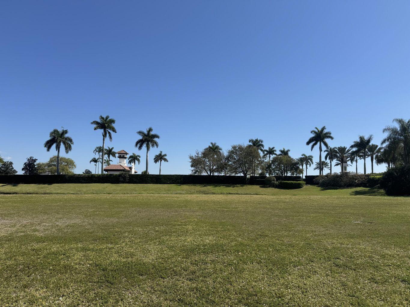 118 Southeast Rio Palermo Port St. Lucie, FL 34984 - Photo 7 of 9 20250301174445096186000000-o