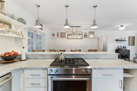 $1,250,000 | 3611 Rainbow Place, Nashville, TN 37204