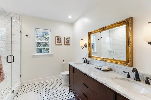 $1,250,000 | 3611 Rainbow Place, Nashville, TN 37204