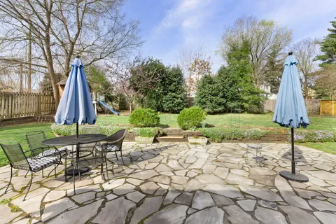 $1,250,000 | 3611 Rainbow Place, Nashville, TN 37204