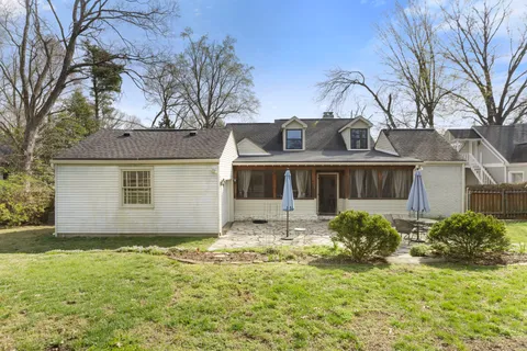 $1,250,000 | 3611 Rainbow Place, Nashville, TN 37204