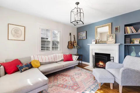 $1,250,000 | 3611 Rainbow Place, Nashville, TN 37204