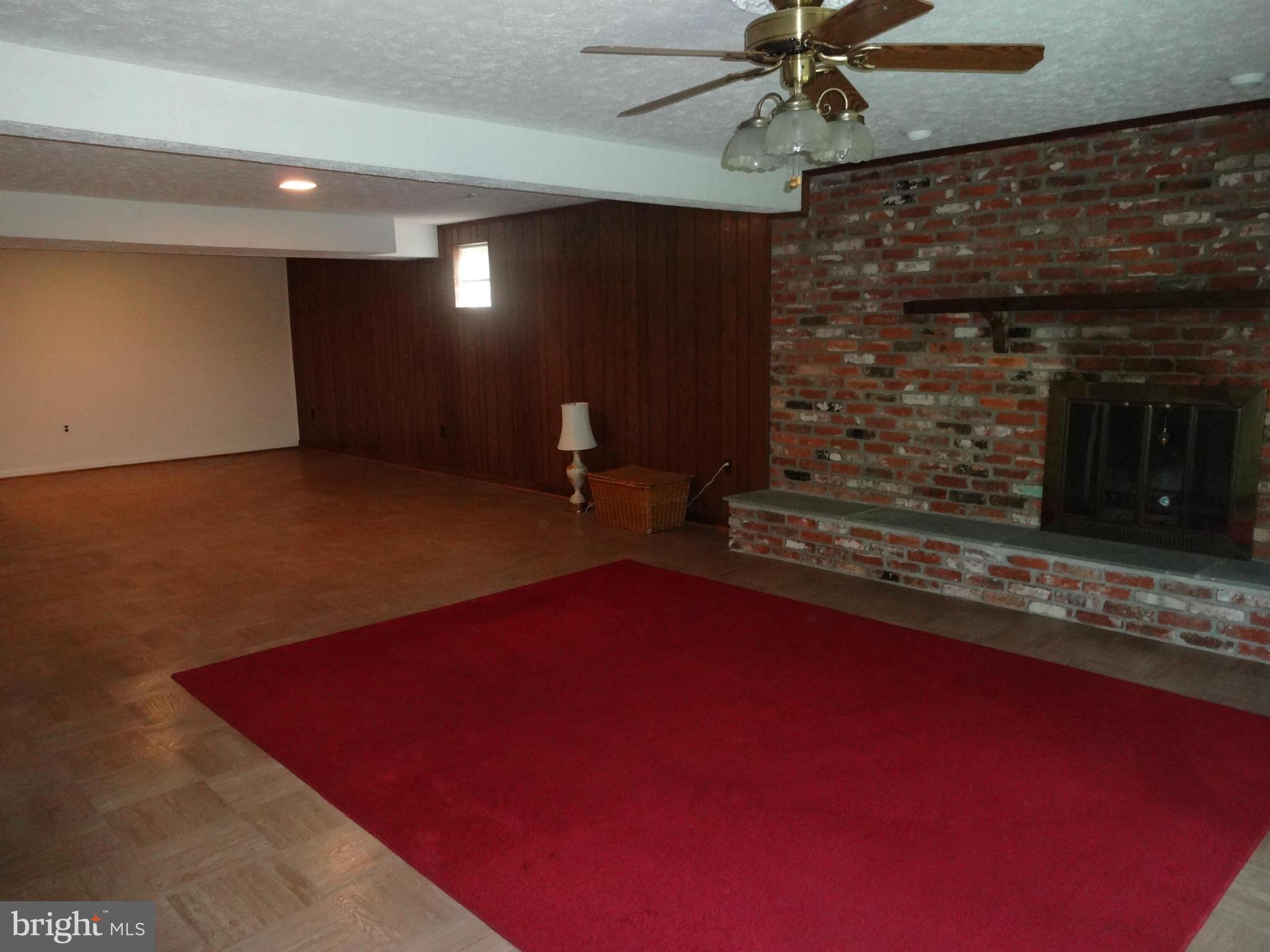 8404 Rambler Drive Adelphi, MD 20783 - Photo 17 of 26 Great for entertaining!
