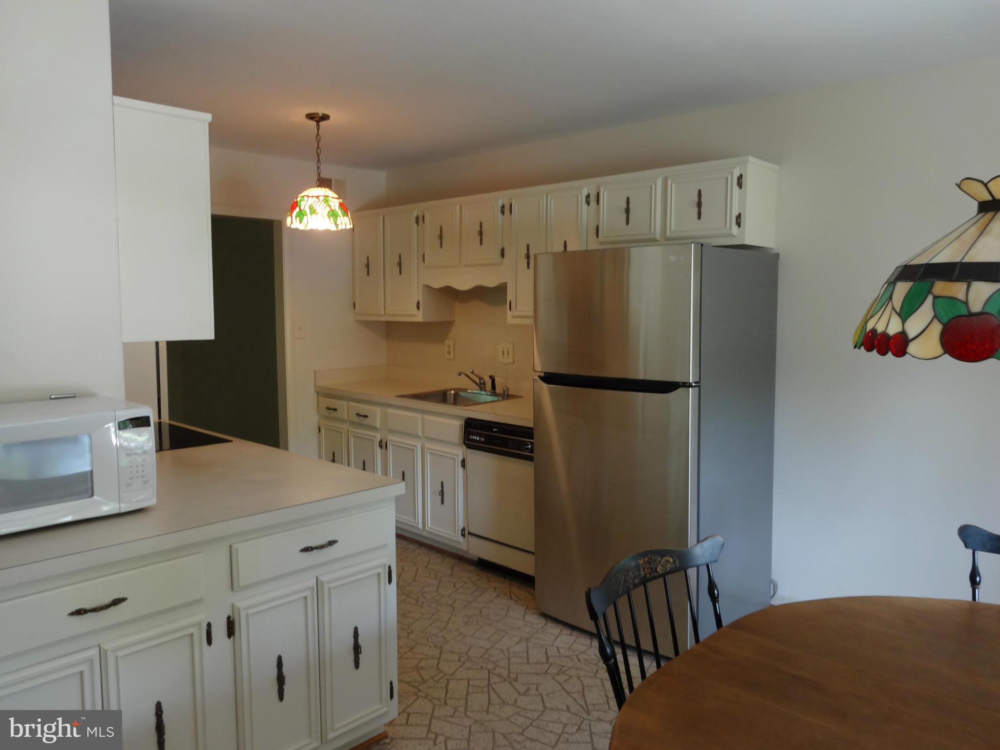 8404 Rambler Drive Adelphi, MD 20783 - Photo 3 of 26 Bright and cheerful