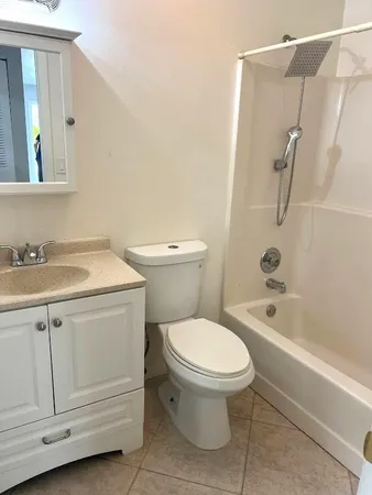 $2,500 | 16258 Peach Way, Delray Beach, FL 33484