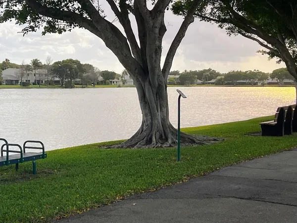 $2,500 | 16258 Peach Way, Delray Beach, FL 33484