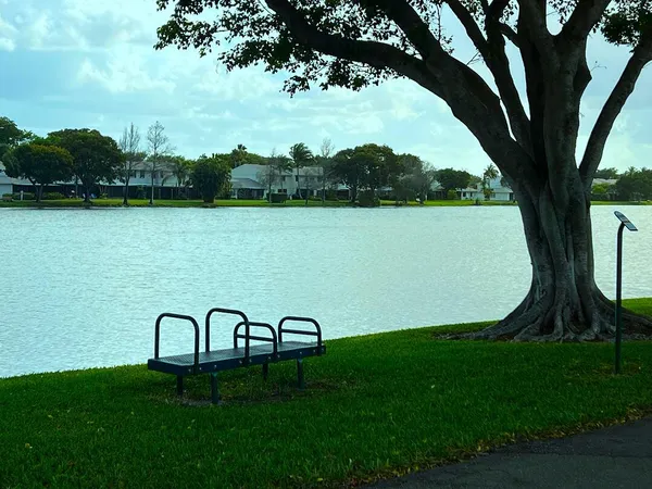 $2,500 | 16258 Peach Way, Delray Beach, FL 33484