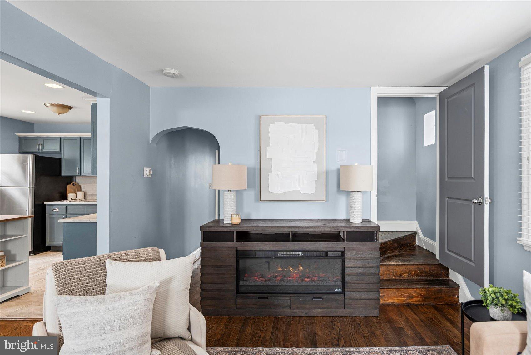 7708 Middlesex Place Parkville, MD 21234 - Photo 15 of 37 Charming living space with modern accents.