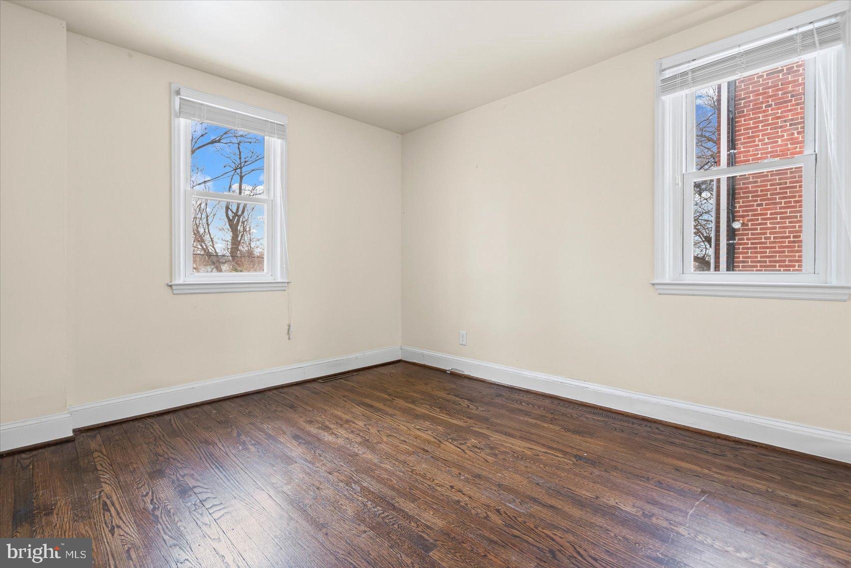 7708 Middlesex Place Parkville, MD 21234 - Photo 24 of 37 Bright and airy room with natural light.