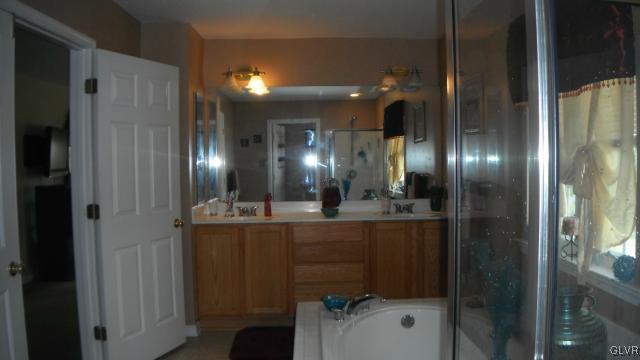 3217 Fox Hill Road Easton, PA 18045 - Photo 14 of 35 Gallery Image 14