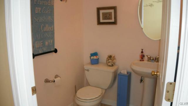 3217 Fox Hill Road Easton, PA 18045 - Photo 17 of 35 Gallery Image 17