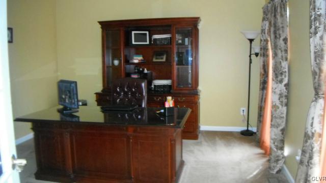 3217 Fox Hill Road Easton, PA 18045 - Photo 3 of 35 Gallery Image 3