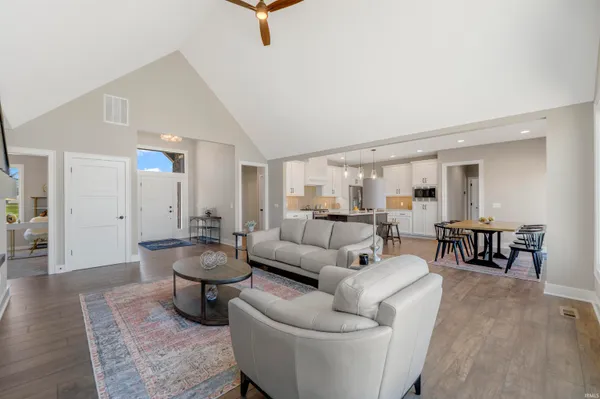 $599,000 | 17645 Monza Pass, Huntertown, IN 46748