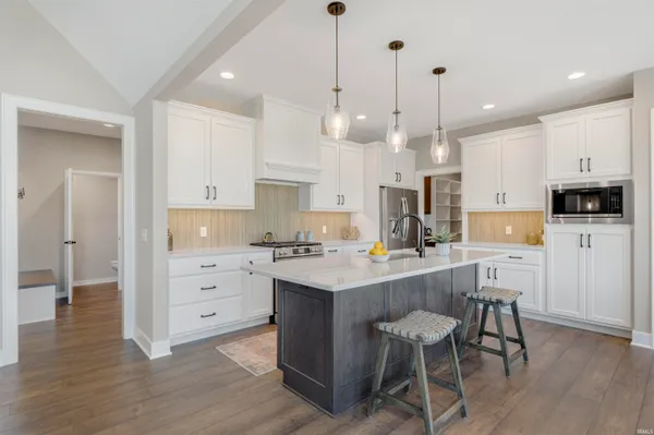$599,000 | 17645 Monza Pass, Huntertown, IN 46748