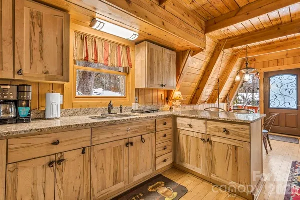 $599,900 | 233 Cherry, Boone, NC 28607