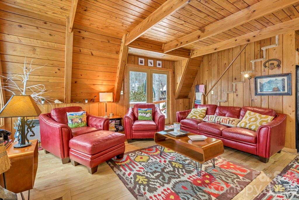 233 Cherry Boone, NC 28607 - Photo 7 of 28