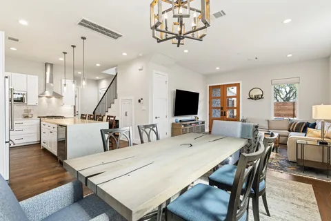 $4,750 | 807 Nicholson Street, Houston, TX 77007