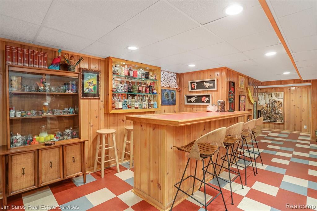 1729 Roslyn Road Grosse Pointe Woods, MI 48236 - Photo 19 of 26