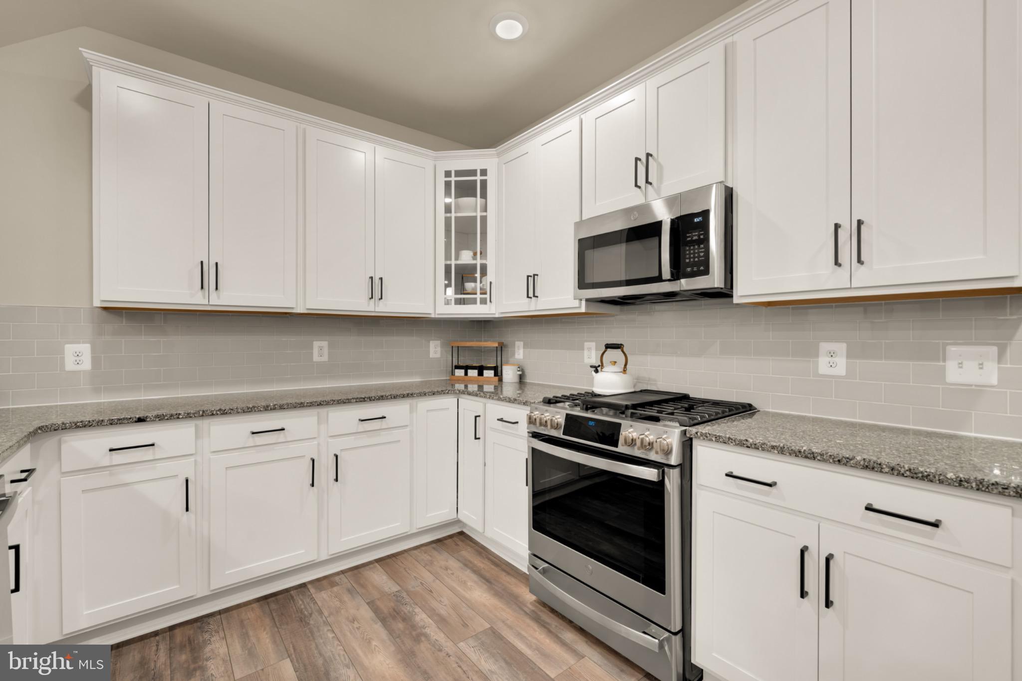 14967 River Walk Way Woodbridge, VA 22191 - Photo 14 of 38 Plenty of cabinet storage space