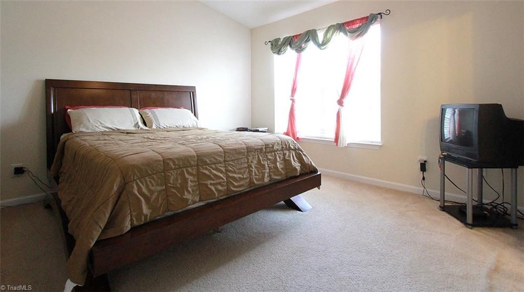 2032 WaterStone Loop High Point, NC 27265 - Photo 10 of 16