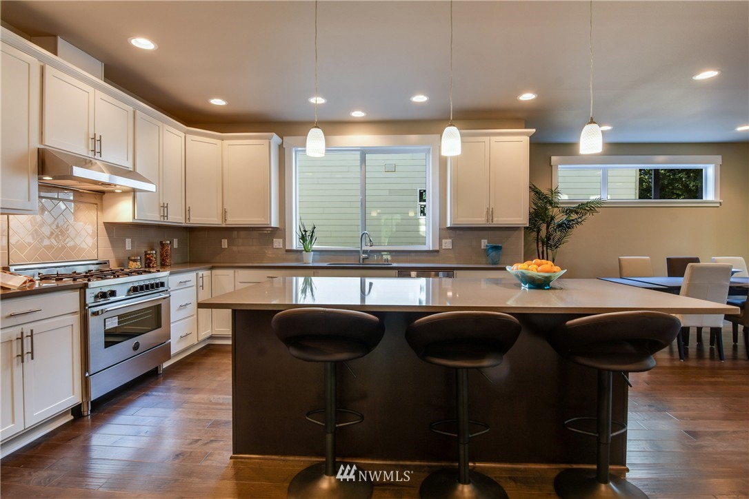 1440 242nd Place Southeast Bothell, WA 98021 - Photo 5 of 25