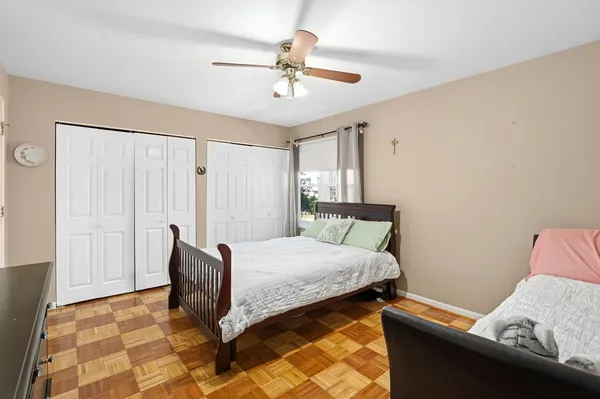 $430,000 | 1932 Banks Drive, Elgin, IL 60123
