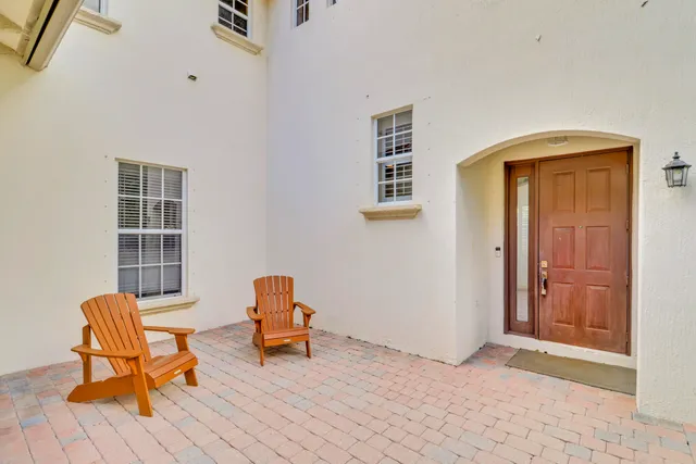 $1,550,000 | 770 Bocce Court, Palm Beach Gardens, FL 33410