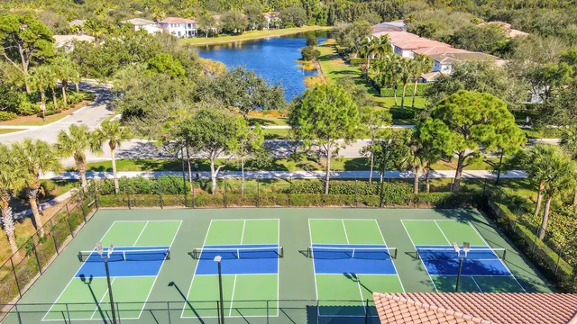 $1,550,000 | 770 Bocce Court, Palm Beach Gardens, FL 33410
