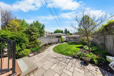 $1,349,000 | 1819 North Whipple Street, Chicago, IL 60647