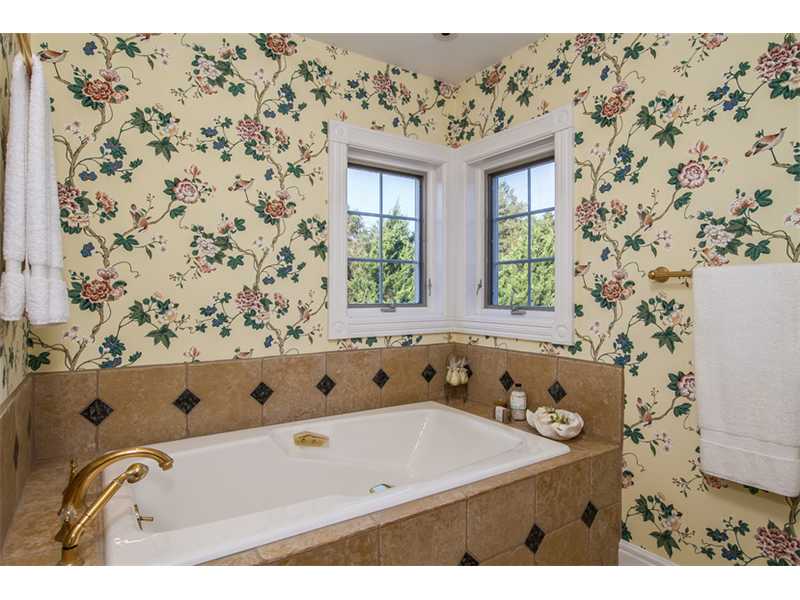 335 West Beach Road Charlestown, RI 02813 - Photo 18 of 25 Master Bath/Spa.
