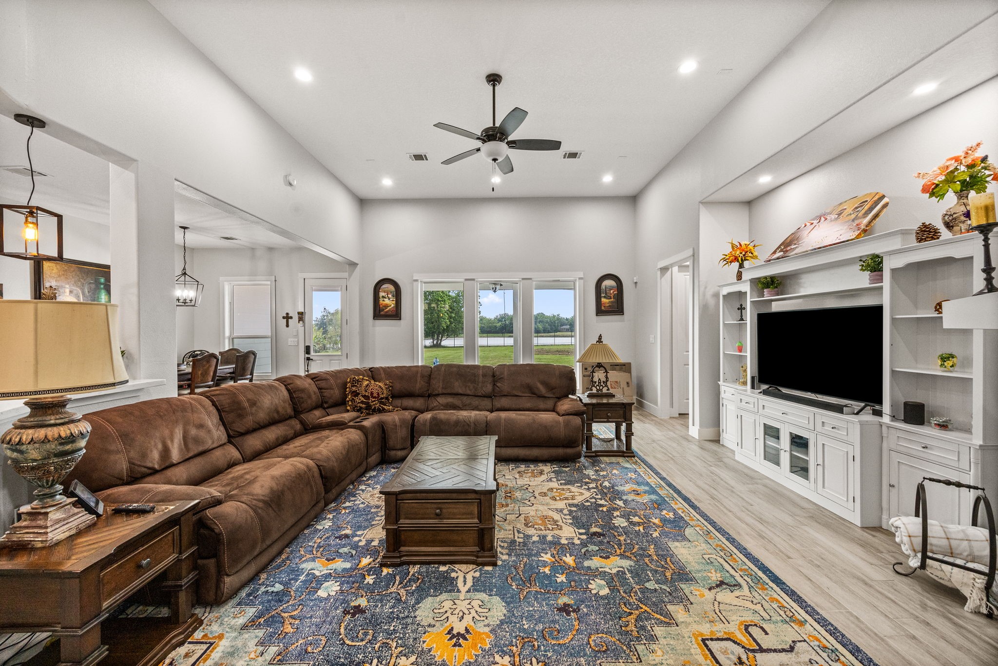 203 Cavalry Trail Drive Rosharon, TX 77583 - Photo 18 of 42
