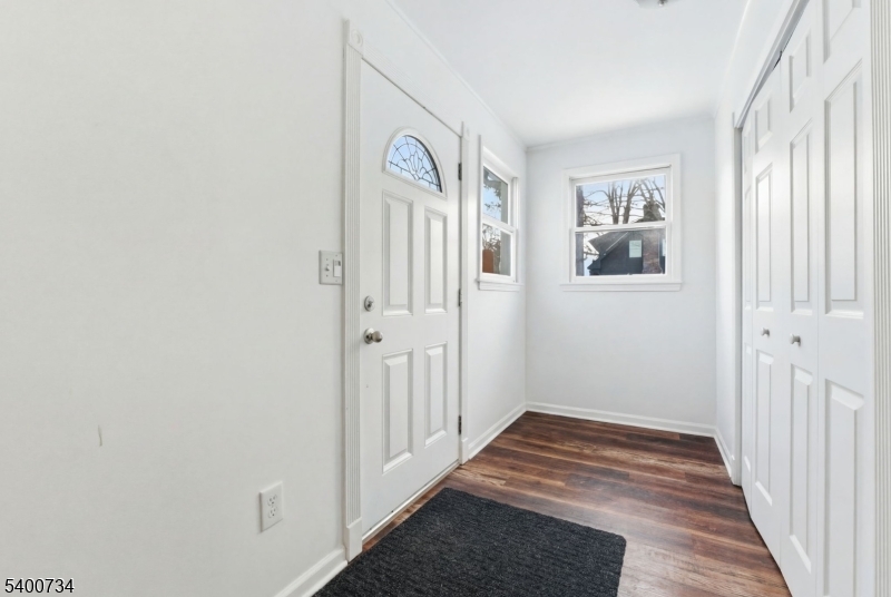 541 Green Pond Road Rockaway, NJ 07866 - Photo 4 of 49