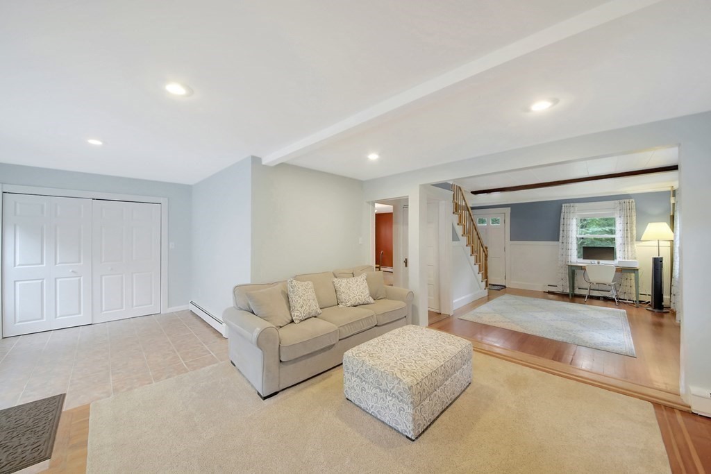 153 Parker Road Framingham, MA 01702 - Photo 4 of 29 Gallery Image 4
