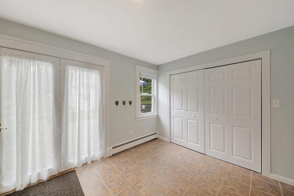 153 Parker Road Framingham, MA 01702 - Photo 7 of 29 Gallery Image 7