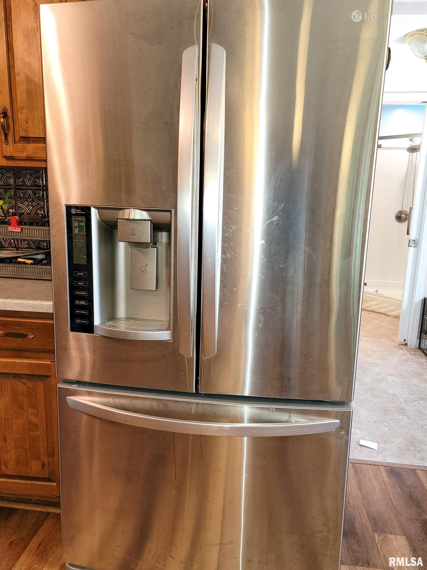 4 Sunset Drive Flora, IL 62839 - Photo 19 of 61