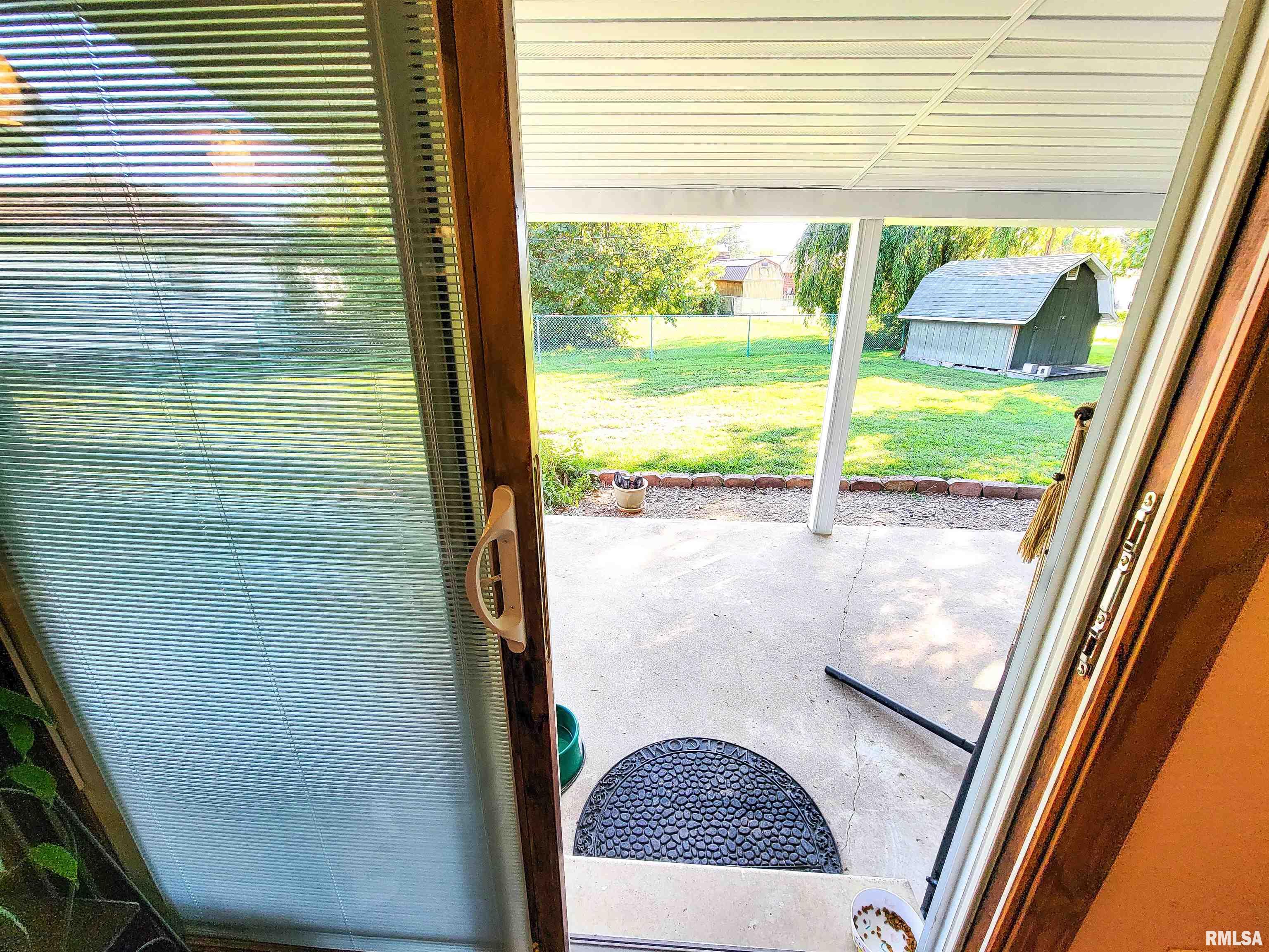 4 Sunset Drive Flora, IL 62839 - Photo 20 of 61