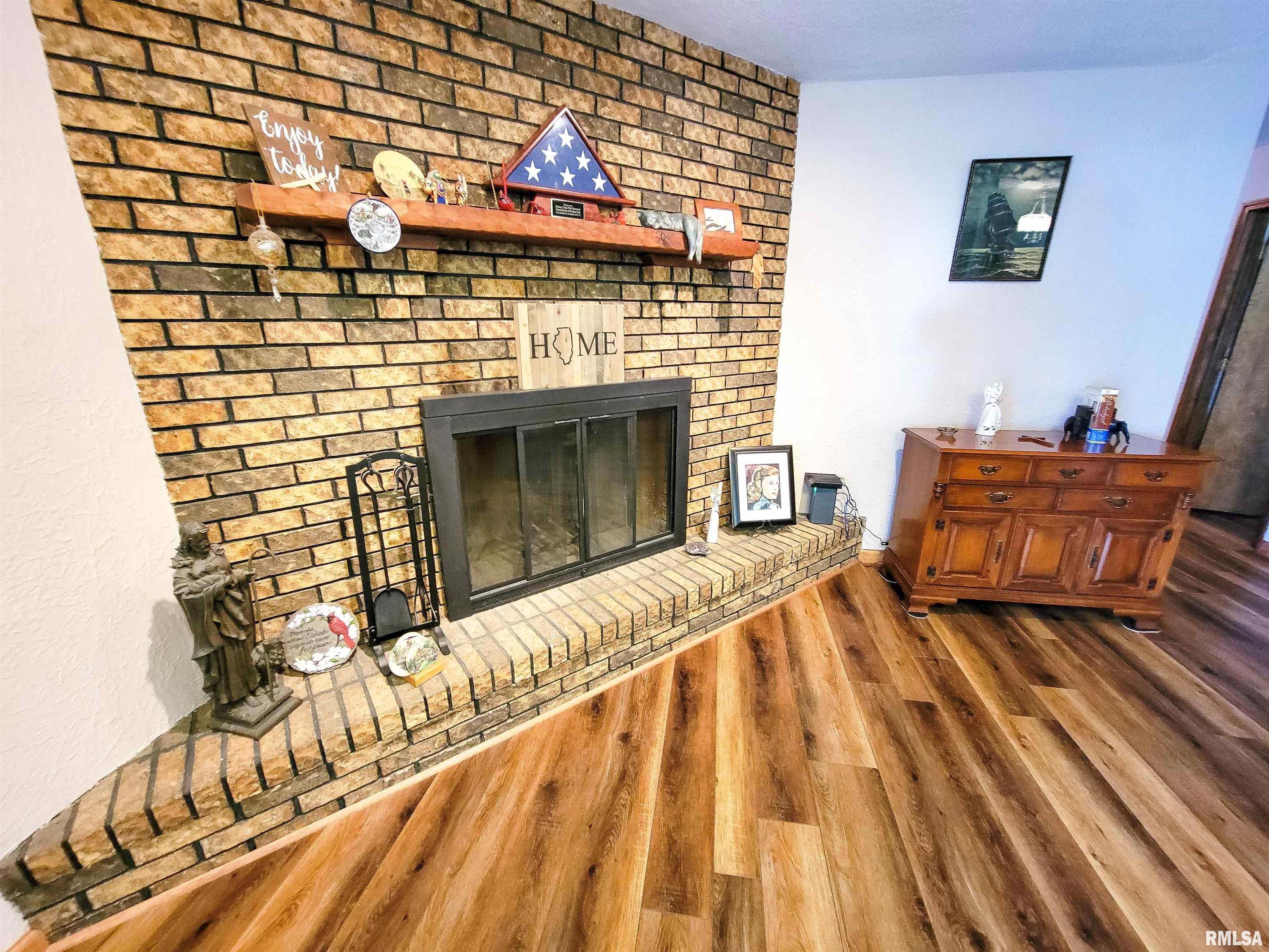 4 Sunset Drive Flora, IL 62839 - Photo 22 of 61