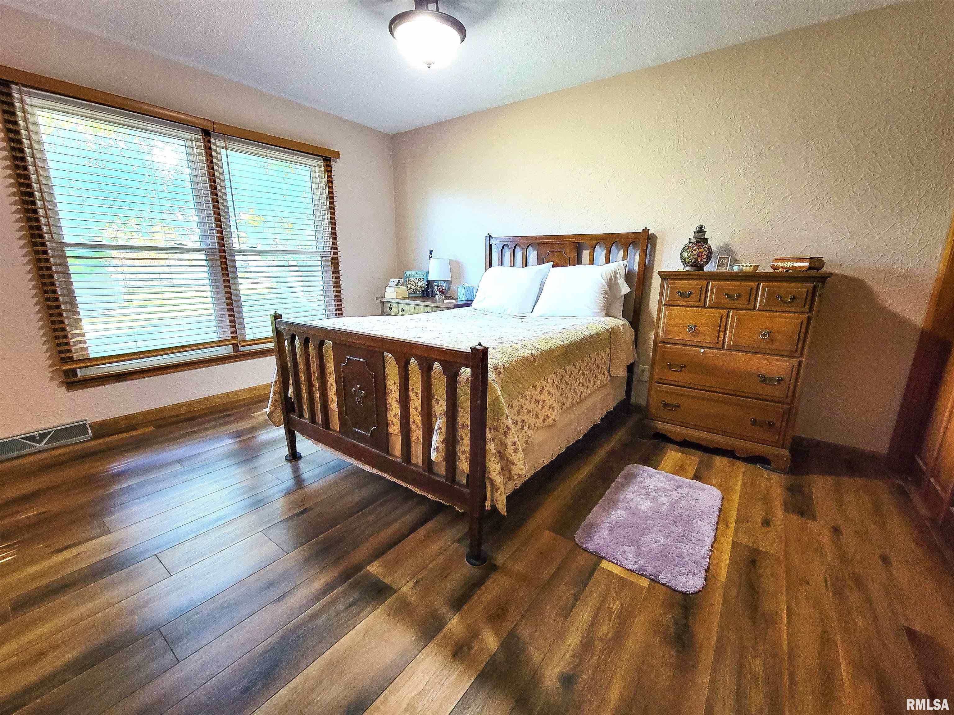 4 Sunset Drive Flora, IL 62839 - Photo 29 of 61