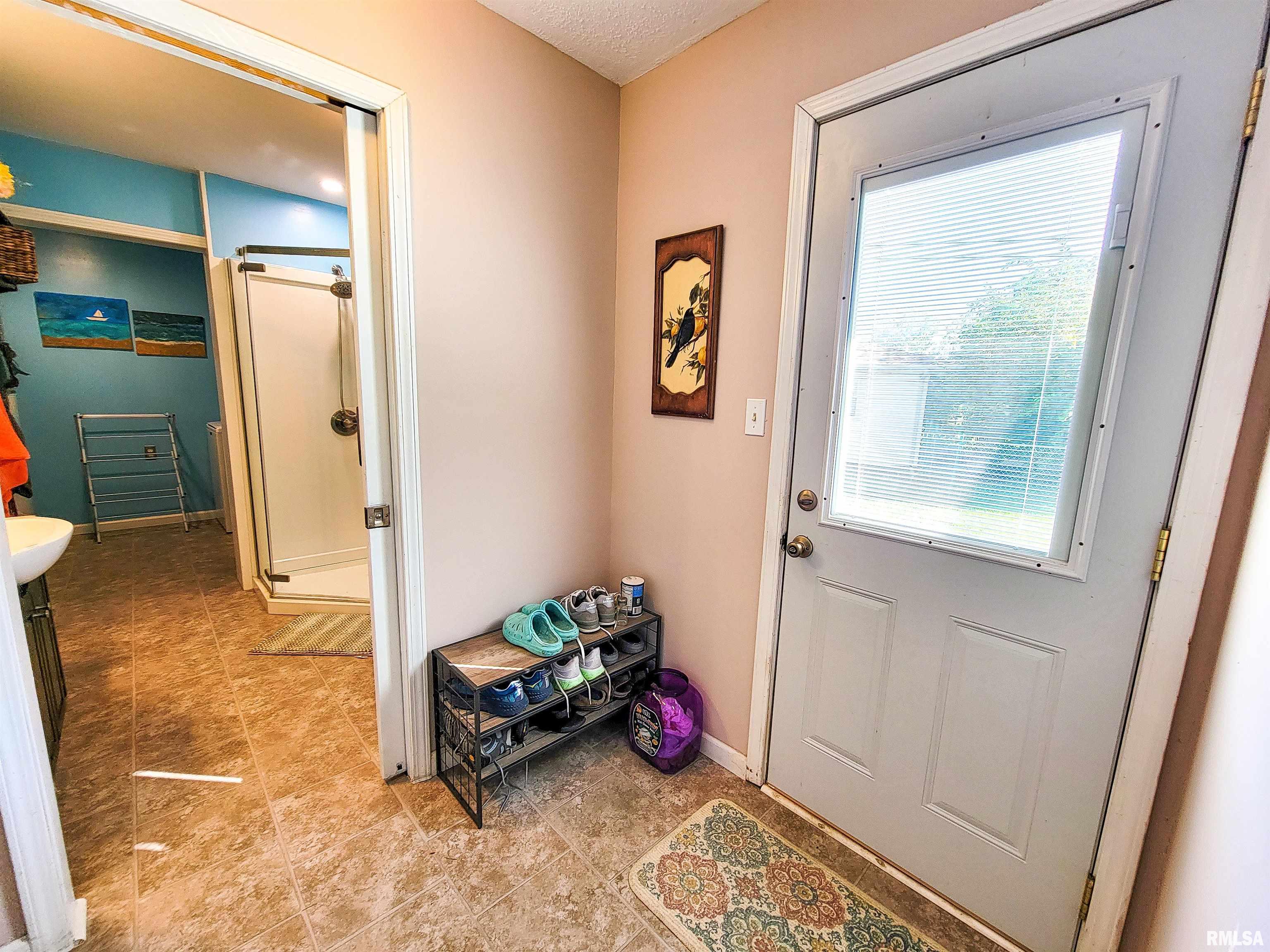 4 Sunset Drive Flora, IL 62839 - Photo 37 of 61