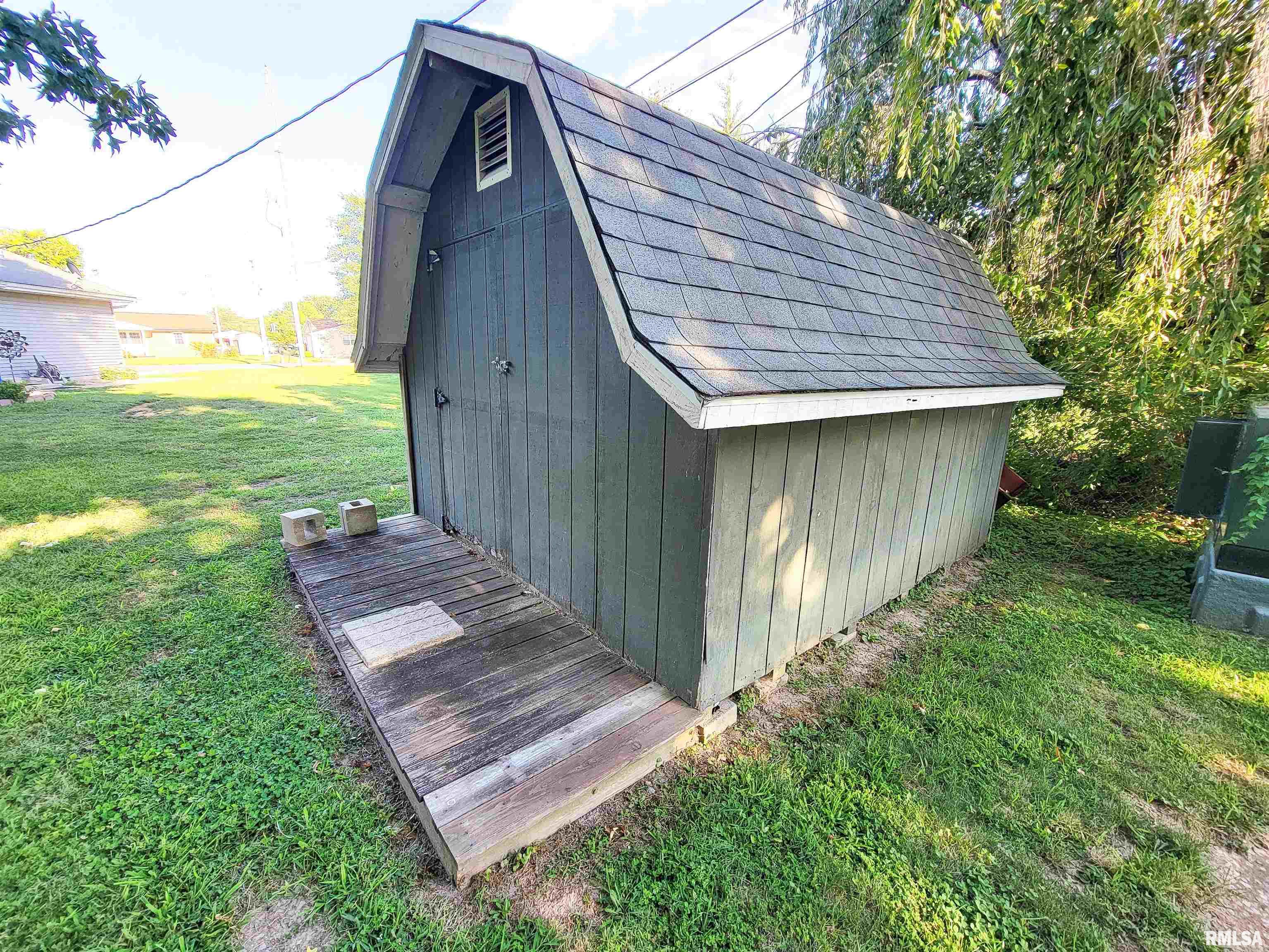 4 Sunset Drive Flora, IL 62839 - Photo 52 of 61