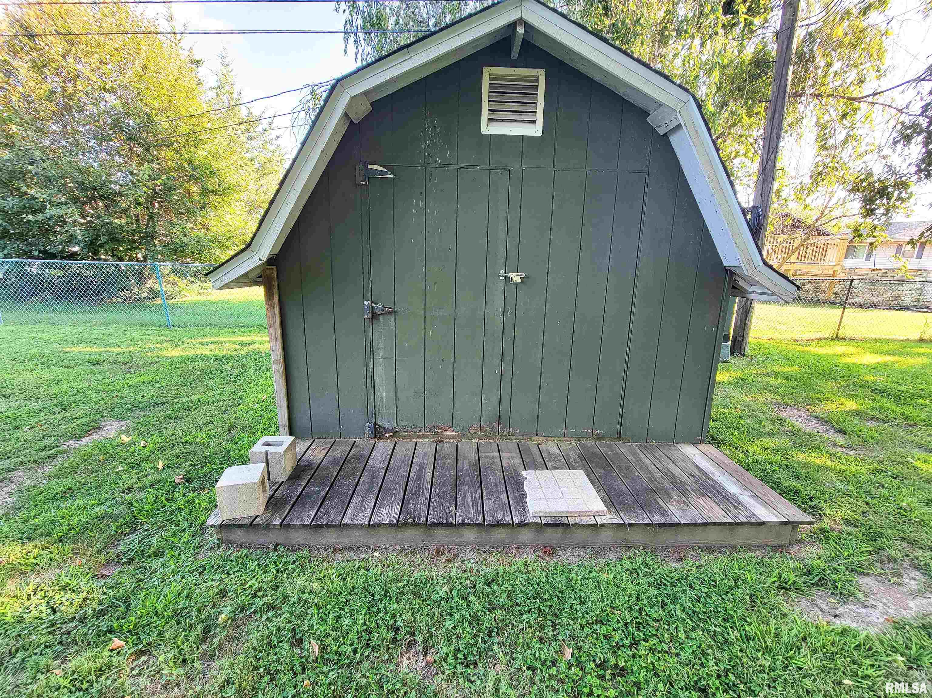 4 Sunset Drive Flora, IL 62839 - Photo 53 of 61