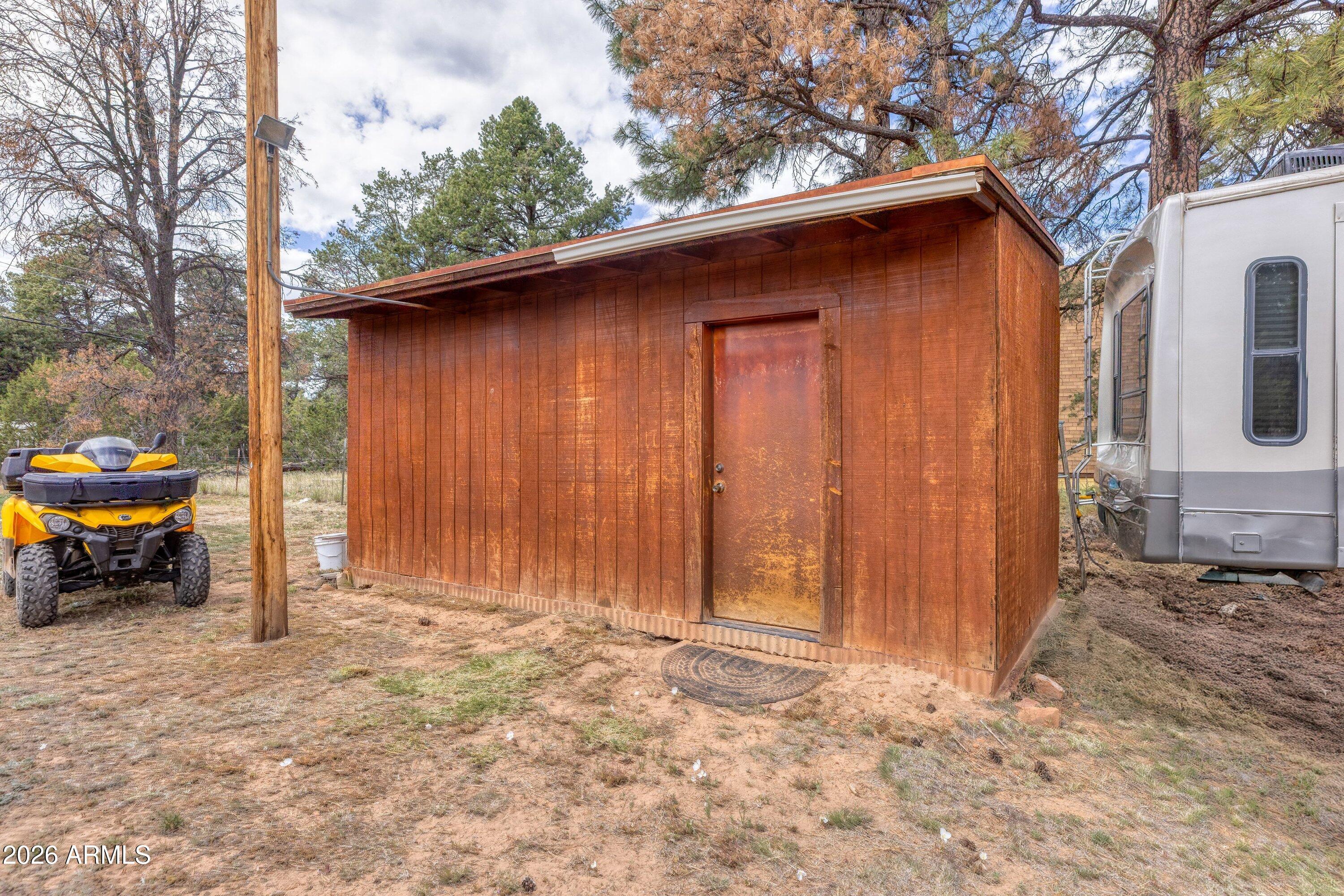 3524 North Buckskin Road Overgaard, AZ 85933 - Photo 15 of 23