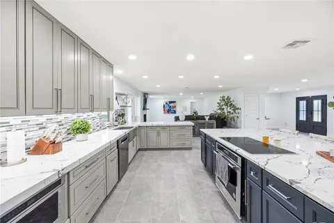 $850,000 | 6517 Manorwood Drive, Katy, TX 77493