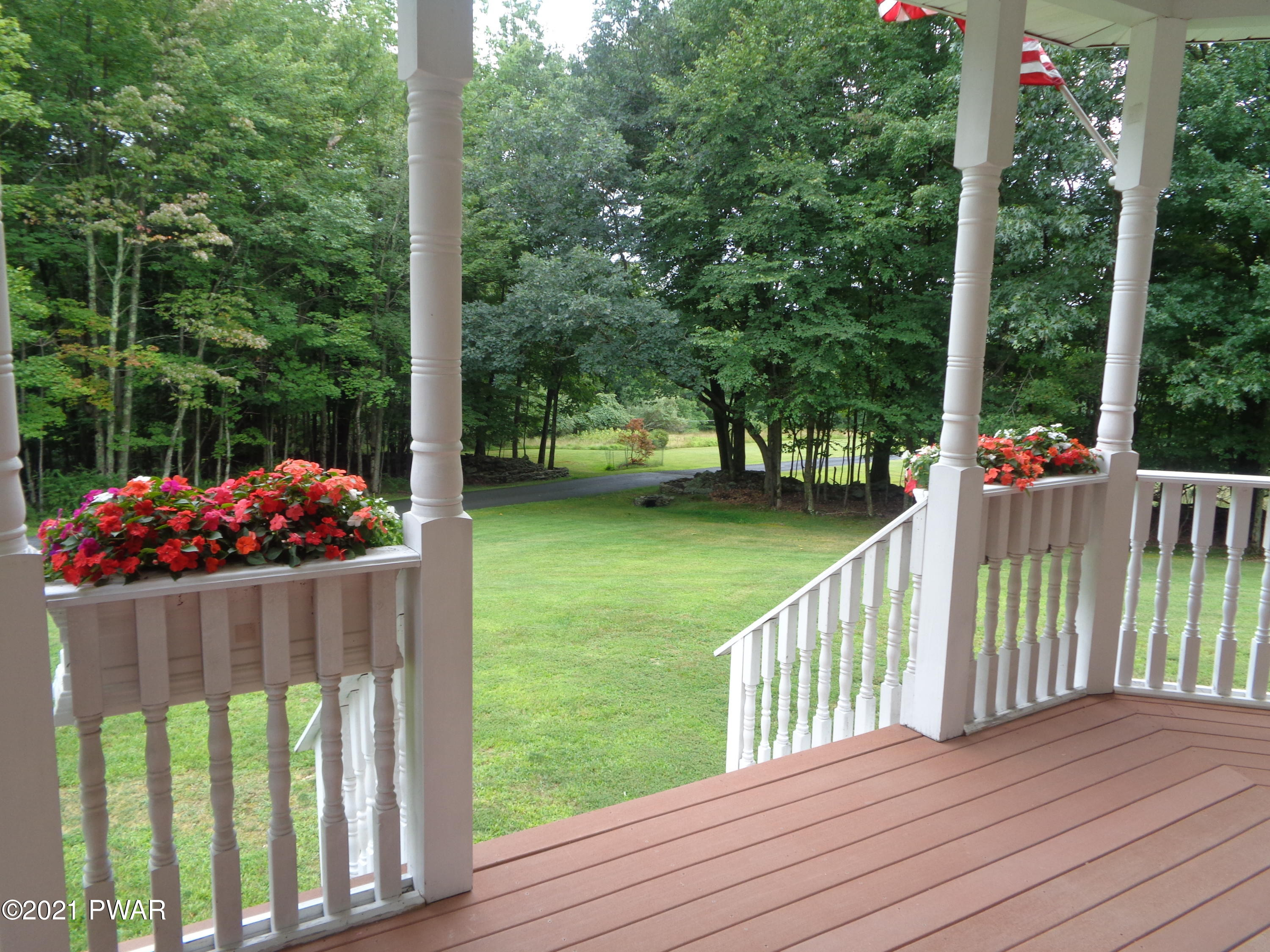 210 Husson Road Milford, PA 18337 - Photo 5 of 68 Entrance