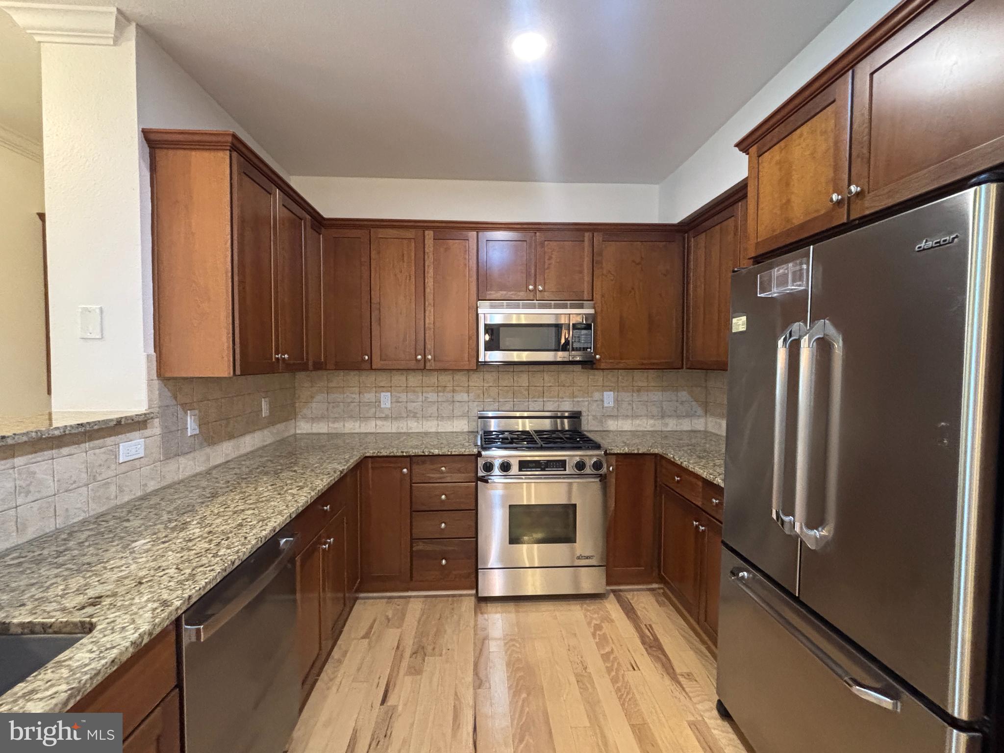 11800 Old Georgetown Road, Unit 1407 North Bethesda, MD 20852 - Photo 4 of 34